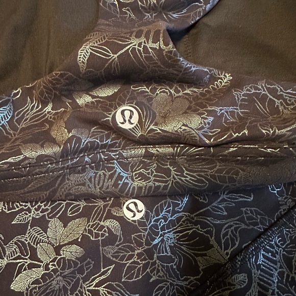 Lululemon Women’s 14 Wunder Train Flourish Black Iridescent Foil Set - Picture 8 of 8